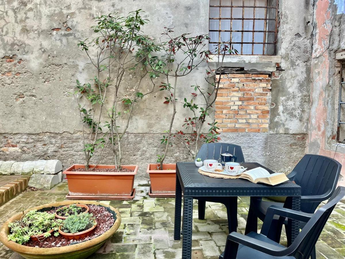 Ca' Tintoretto Ferienhaus *